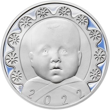 Náhled Reverznej strany - Stříbrný medailon k narození dítěte s peřinkou 2022 - 28 mm